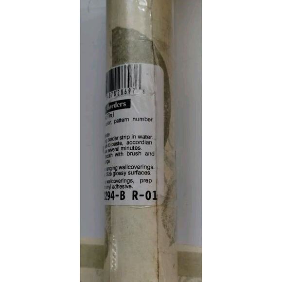 York Wallpaper Border 10.25" Yellow with Green Writing/Art - Touch of Gray 5 yds - Picture 5 of 5